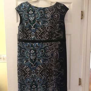 Chico’s sleeveless sharp looking dress